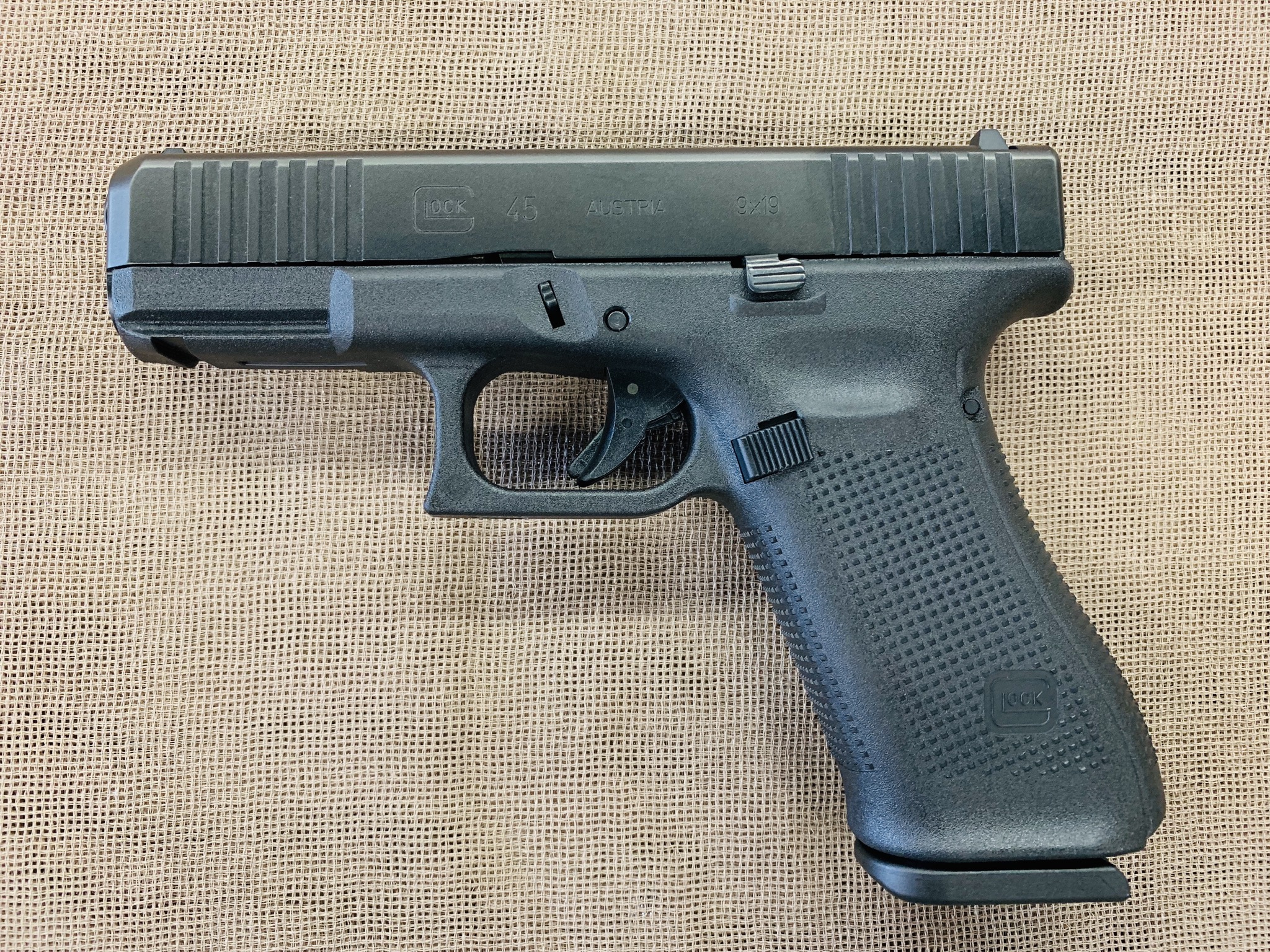 New! Glock Model 45 9mm auto 17+1 capacity with front 